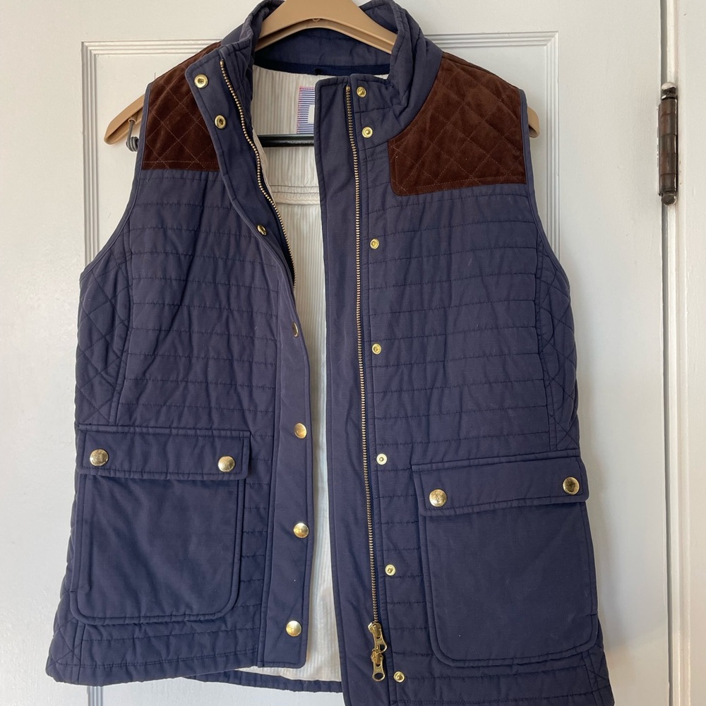 Vineyard Vines Quilted Leather Navy Hunting Vest, retails for $248!